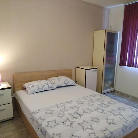Cosy Central Apartment Βάρνα Εξωτερικό φωτογραφία