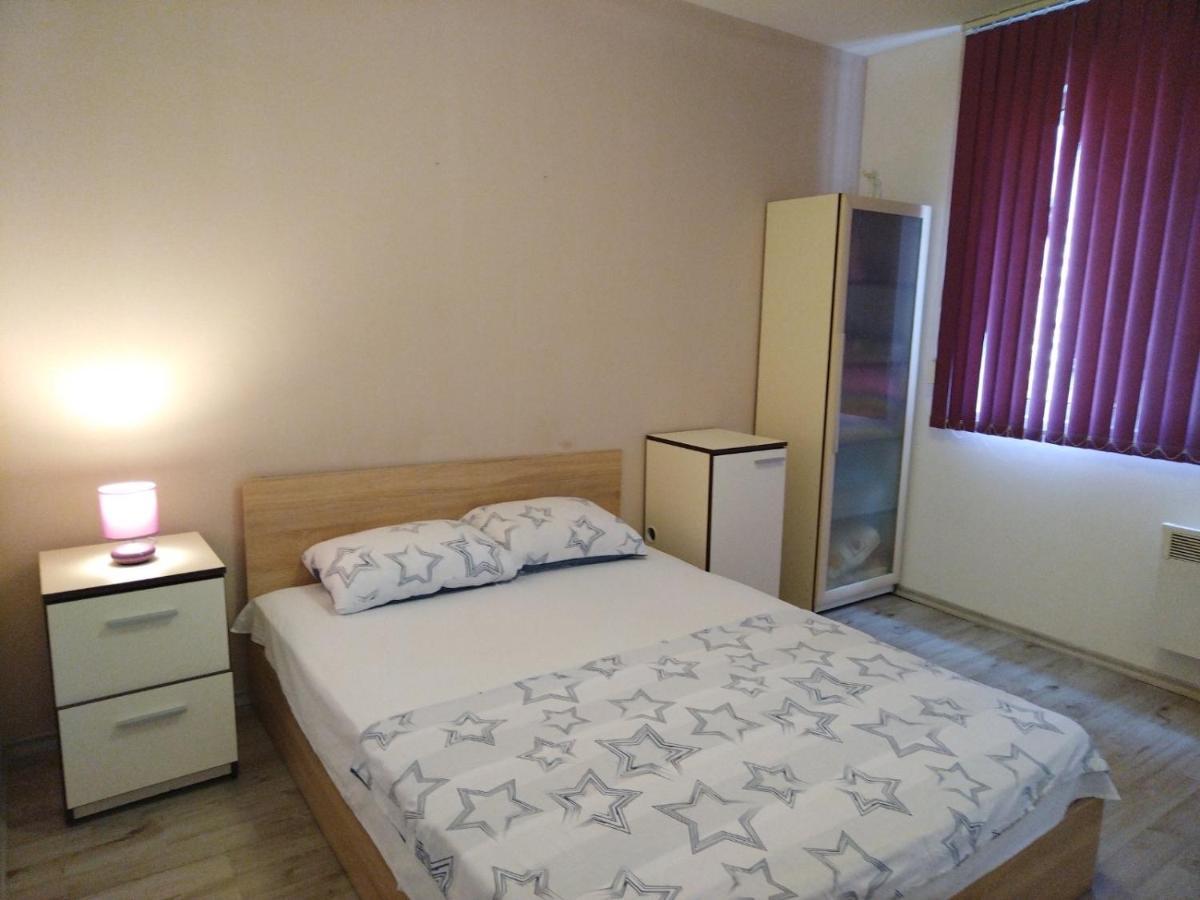 Cosy Central Apartment Βάρνα Εξωτερικό φωτογραφία